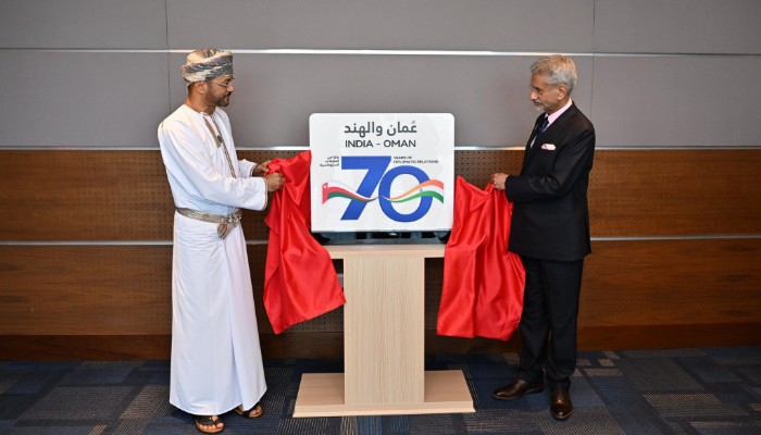 focus-on-trade-&-investment,-energy-security-as-eam-jaishankar-meets-omani-counterpart-in-muscat