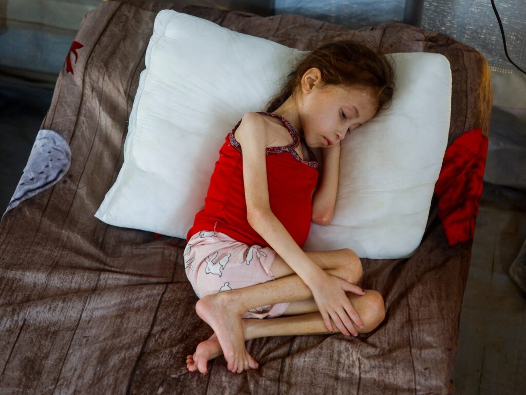 as-gaza-starves,-gofundme-accused-of-blocking-‘millions-of-dollars’-raised