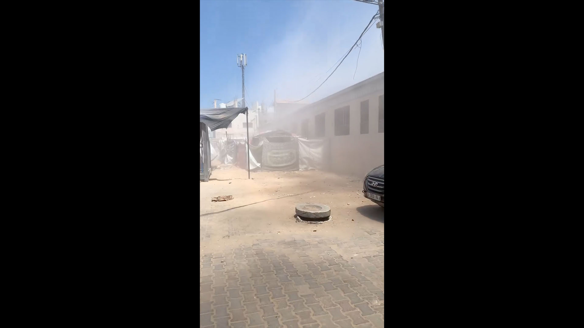 israeli-attack-on-hospital-strikes-close-to-al-jazeera-reporter