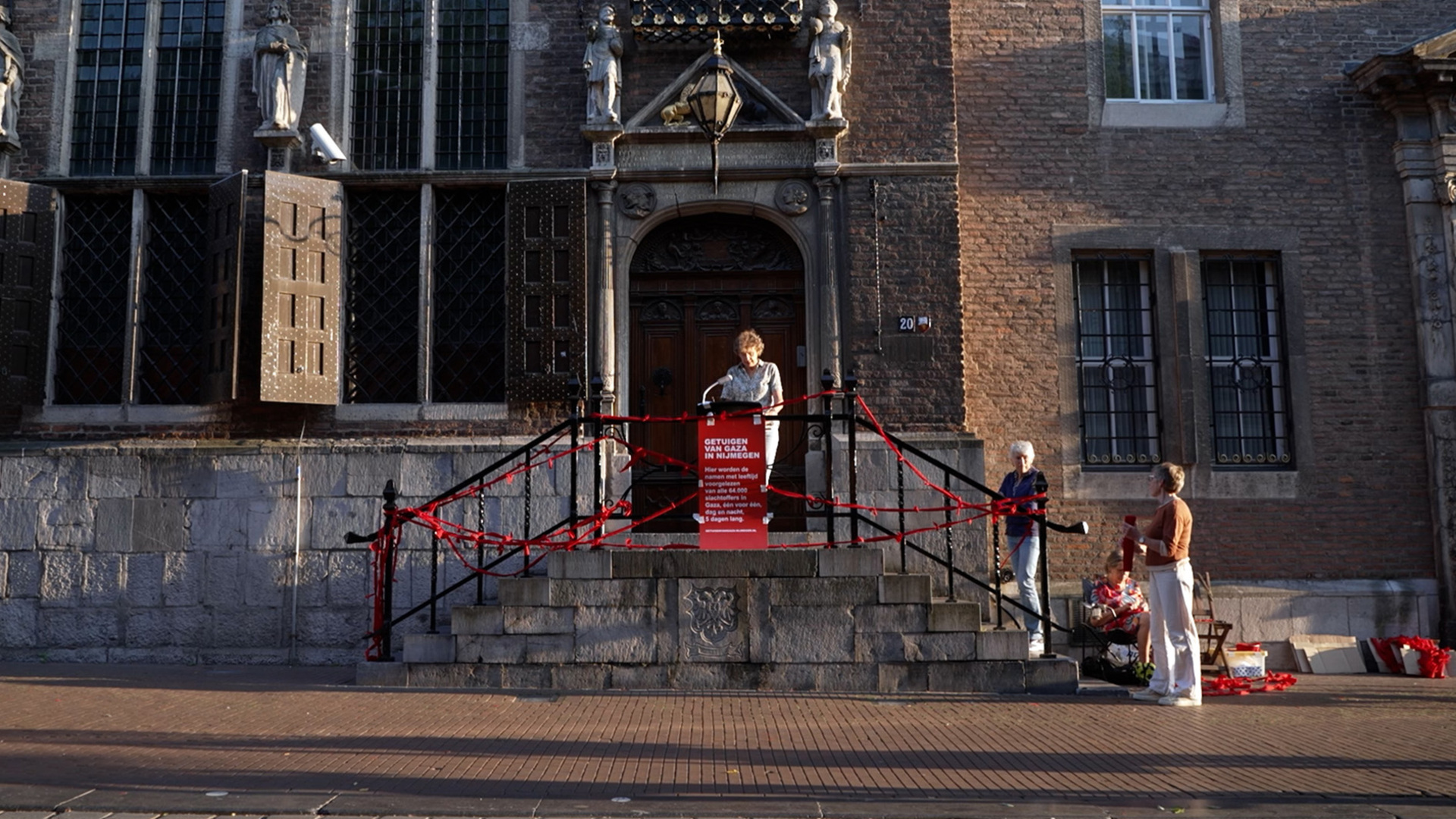 residents-in-dutch-town-read-names-of-gaza’s-victims