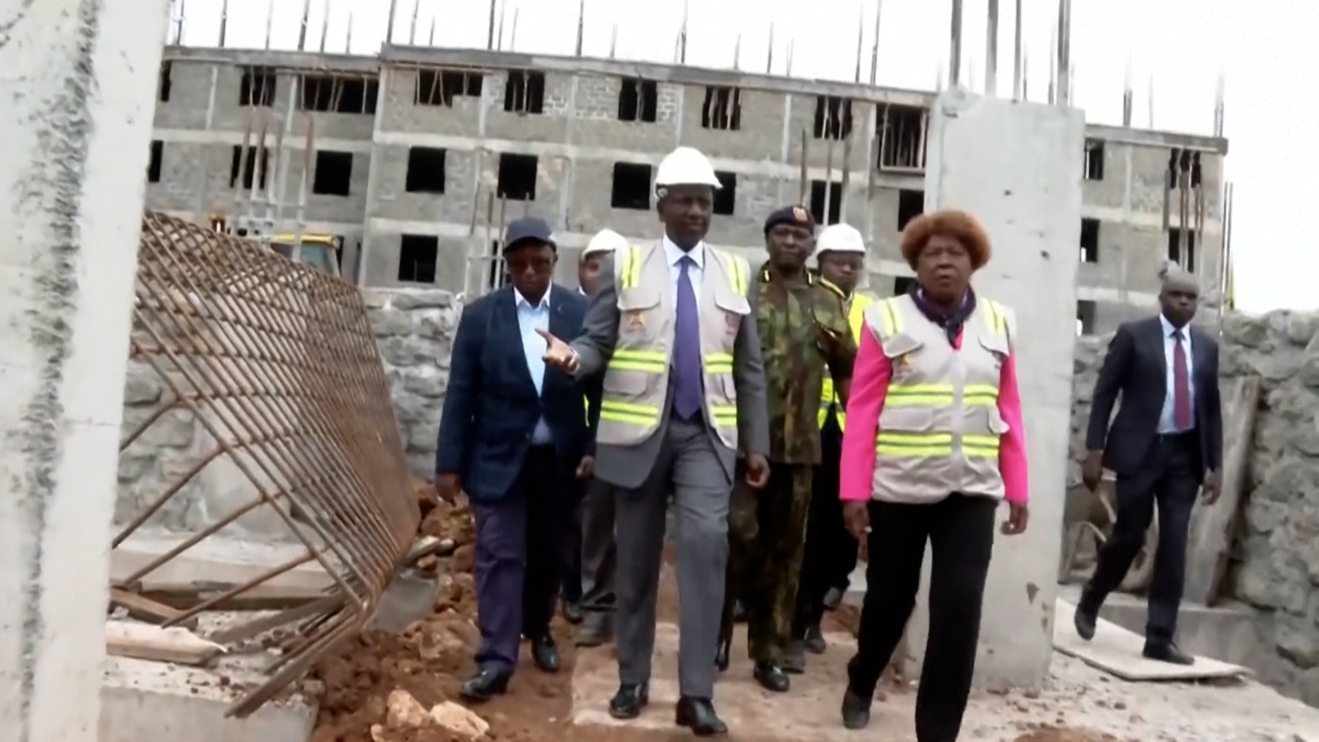 ‘shoot-their-legs’:-kenya’s-president-ruto-rails-against-looters