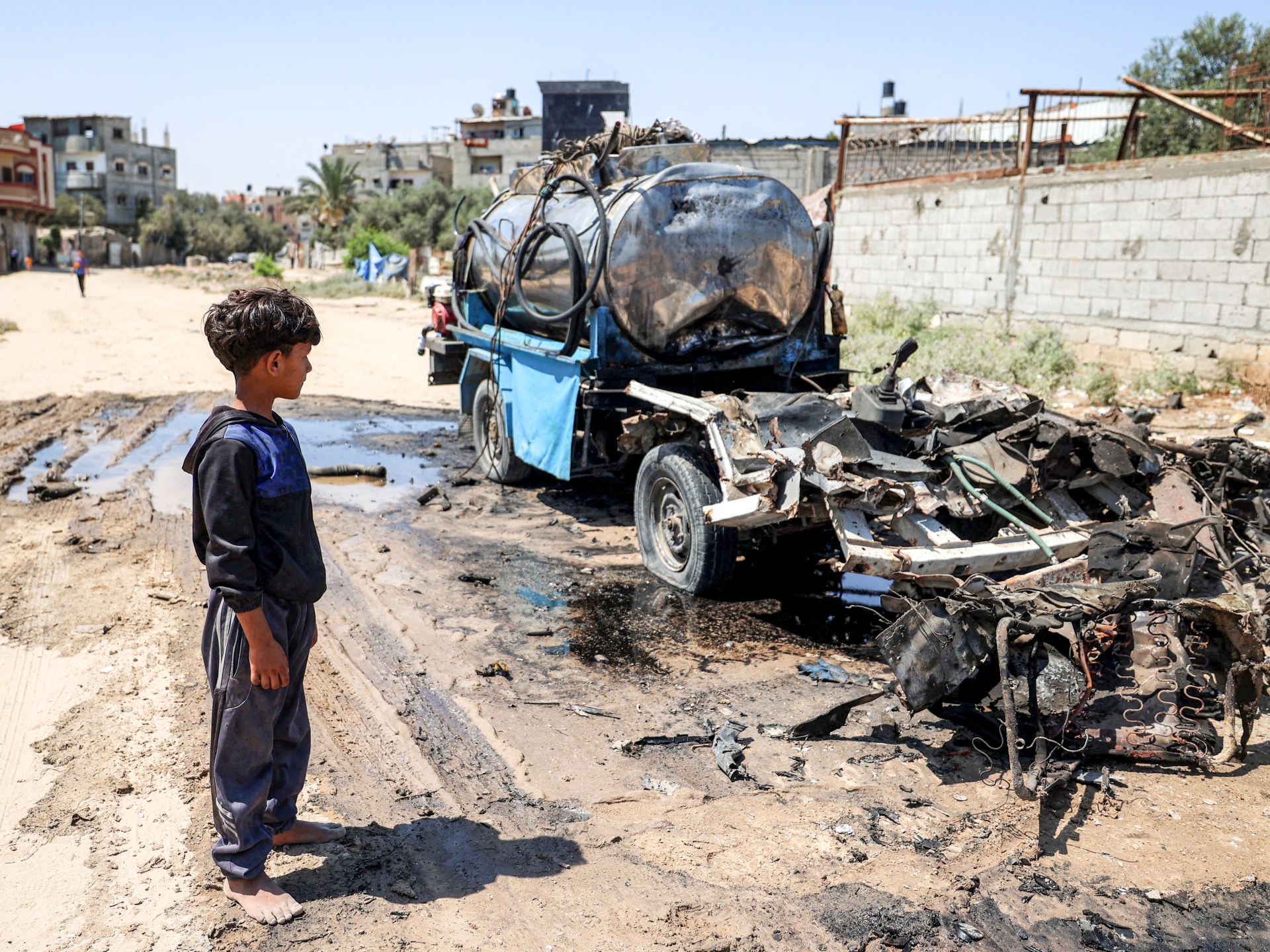 israel-continues-to-pound-gaza,-killing-78,-as-truce-talks-stall