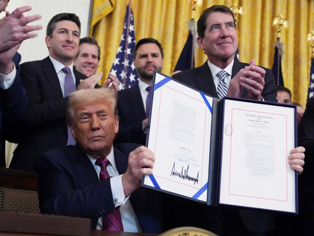 trump-says-newly-signed-crypto-law-will-establish-‘american-dominance’