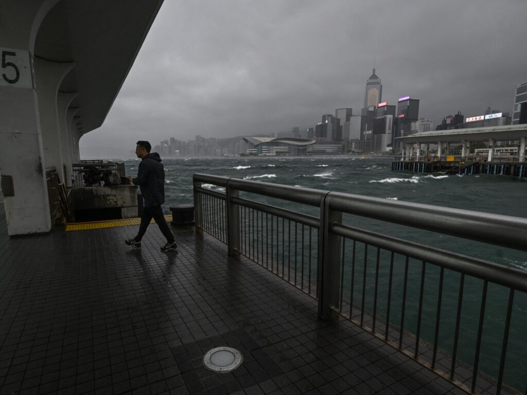 typhoon-wipha-causes-flight-disruptions-in-hong-kong,-southern-china