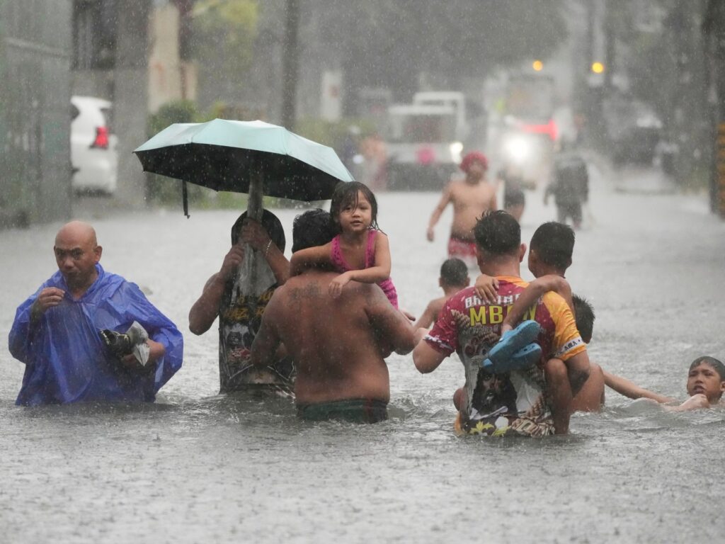typhoon-wipha-whips-vietnam-as-philippines-flooding-displaces-thousands