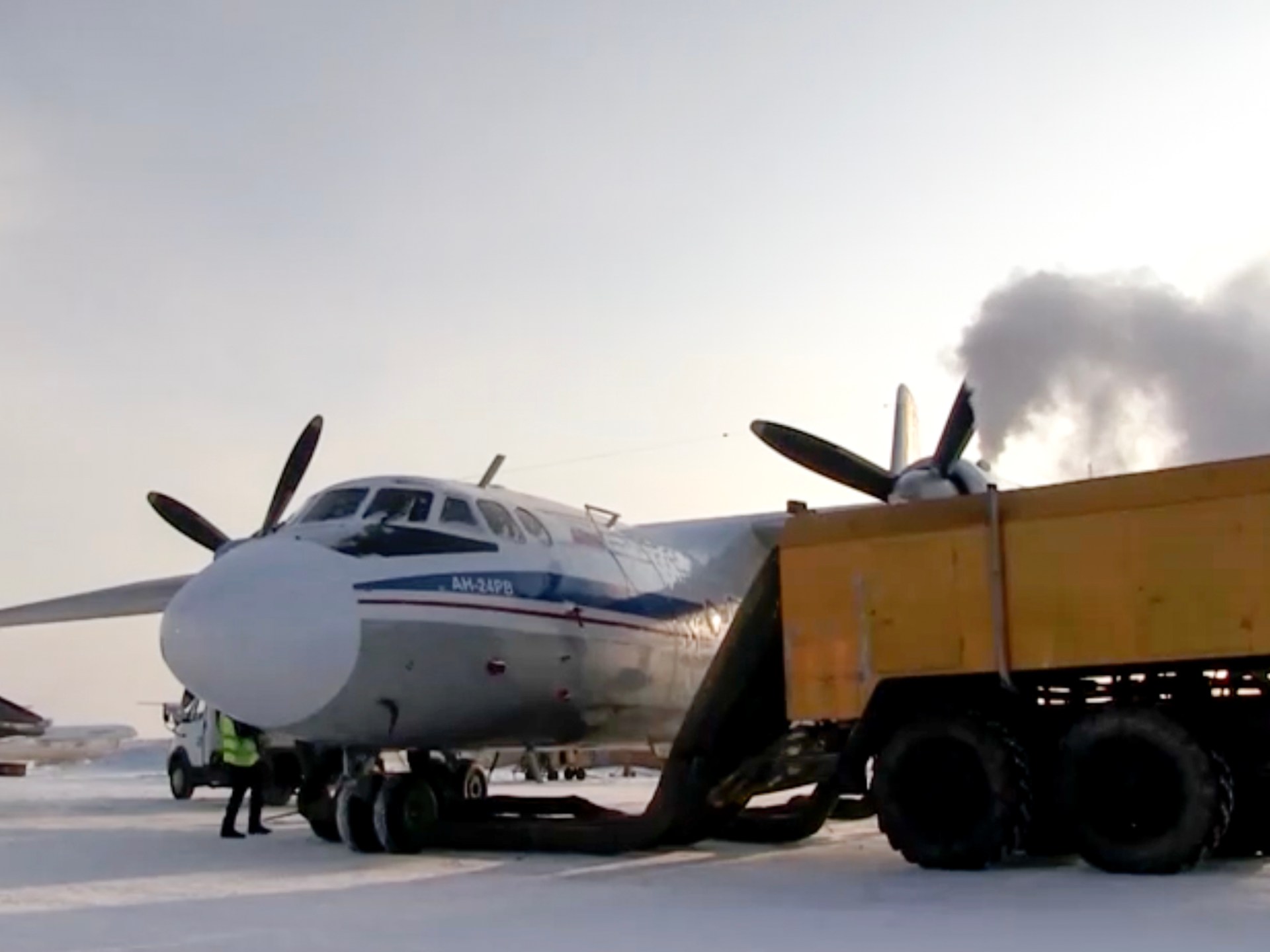 debris-of-plane-with-49-people-on-board-found-in-russia’s-far-east:-report