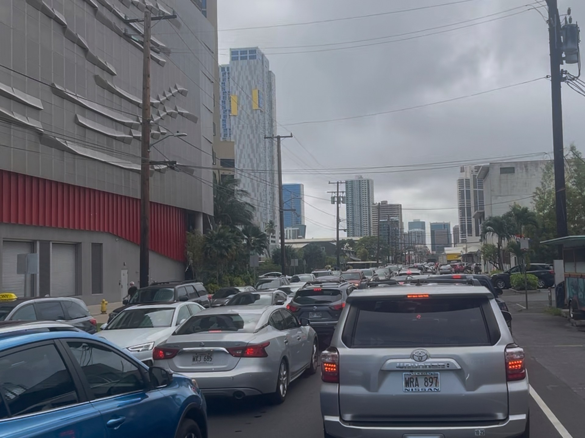 tsunami-waves-hit-us-state-of-hawaii-after-russian-quake