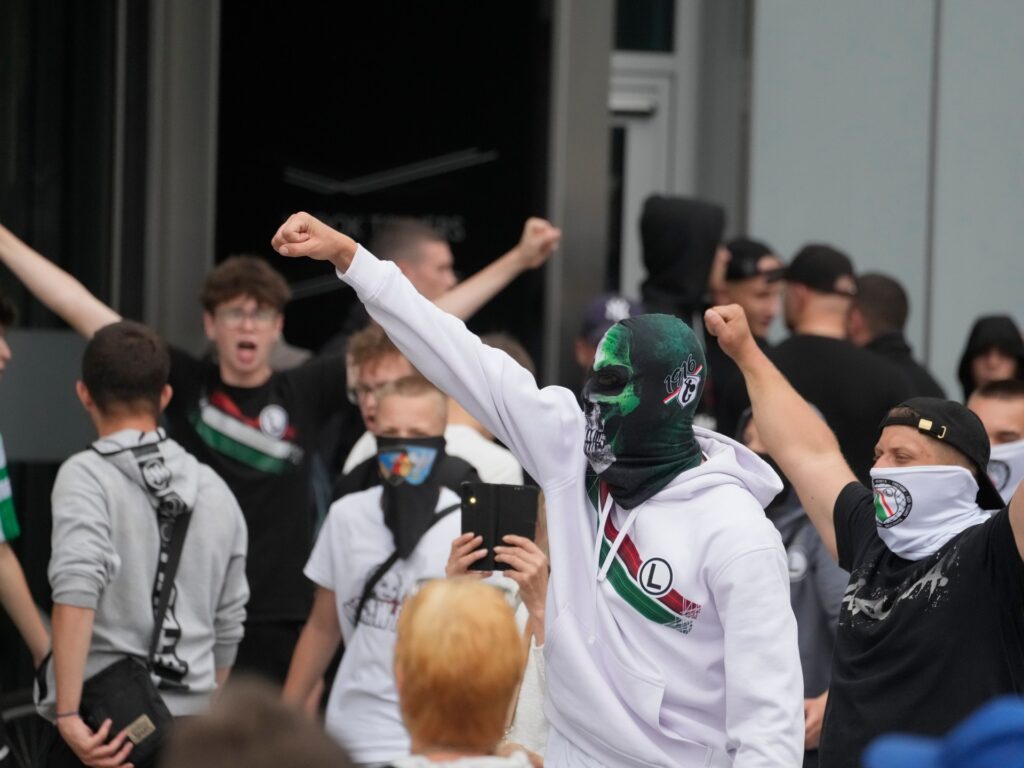 ‘we-are-scapegoats’:-the-rise-of-anti-migrant-anger-in-poland