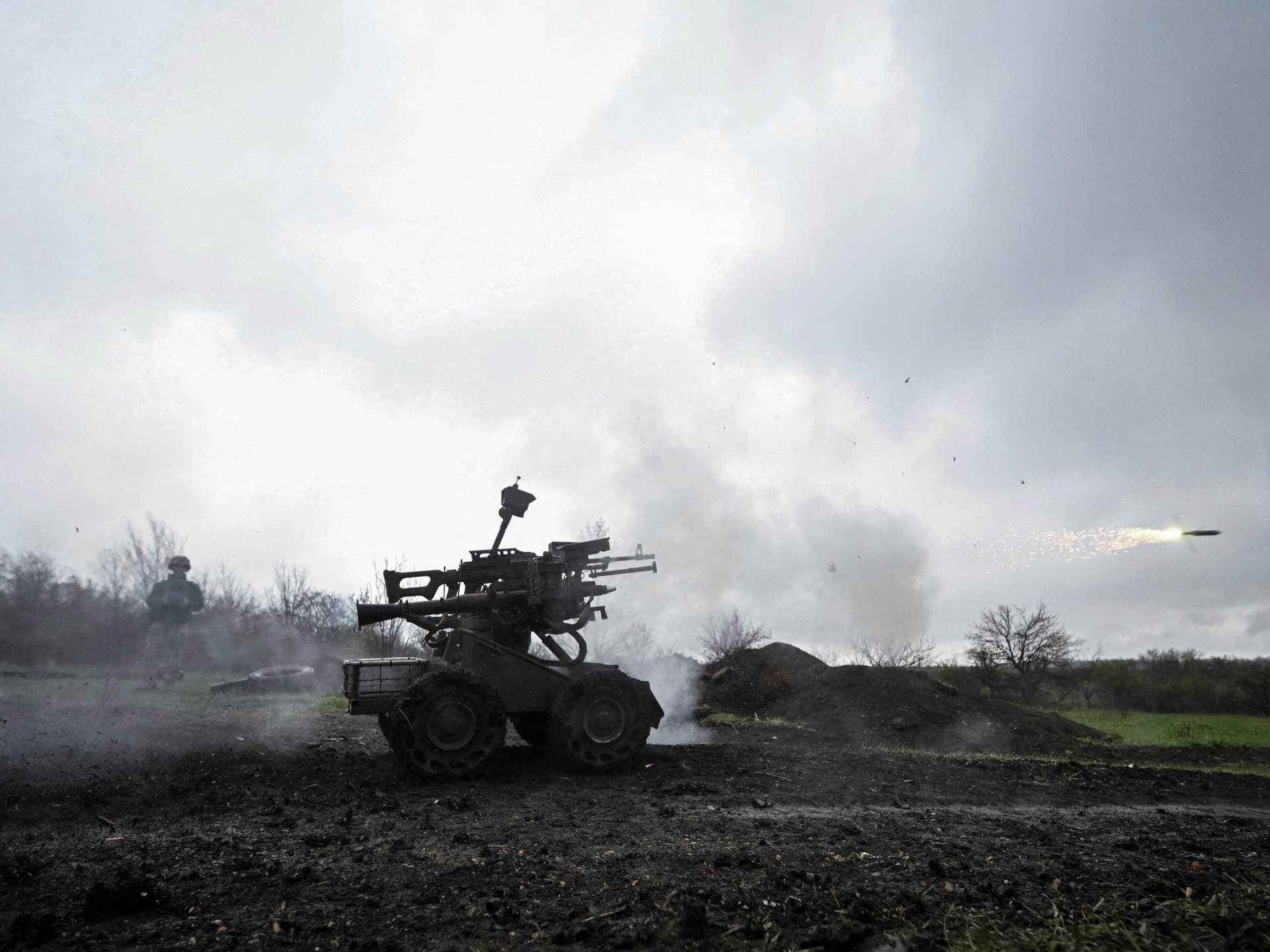ukrainian-drone-attack-sparks-fire-at-oil-depot-in-sochi,-southwest-russia