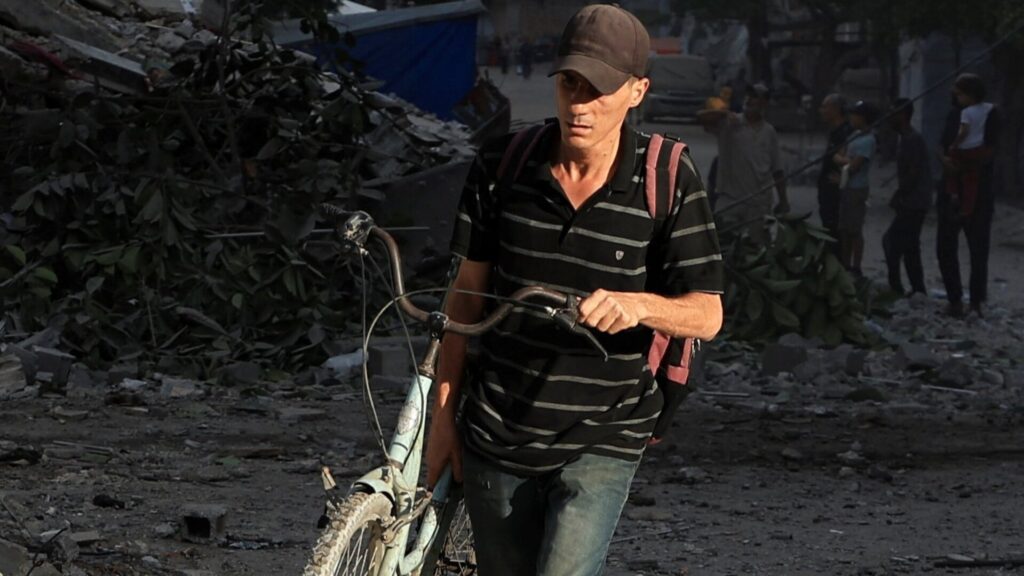 shock-and-fear-in-gaza-after-israel-announces-occupation-plan