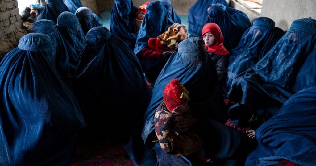 un-report-says-its-female-staff-in-afghanistan-have-received-death-threats