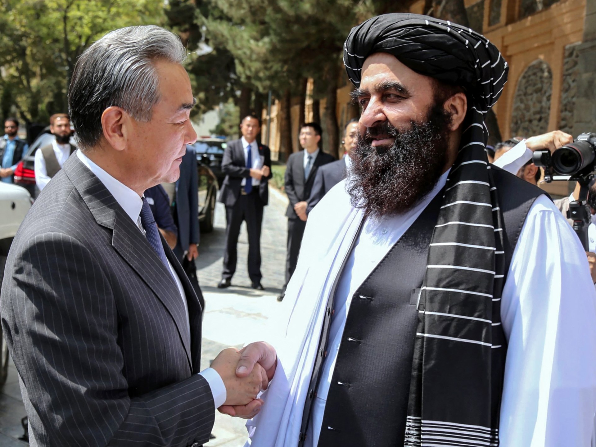china-fm-in-afghanistan,-offers-to-deepen-cooperation-with-taliban-rulers