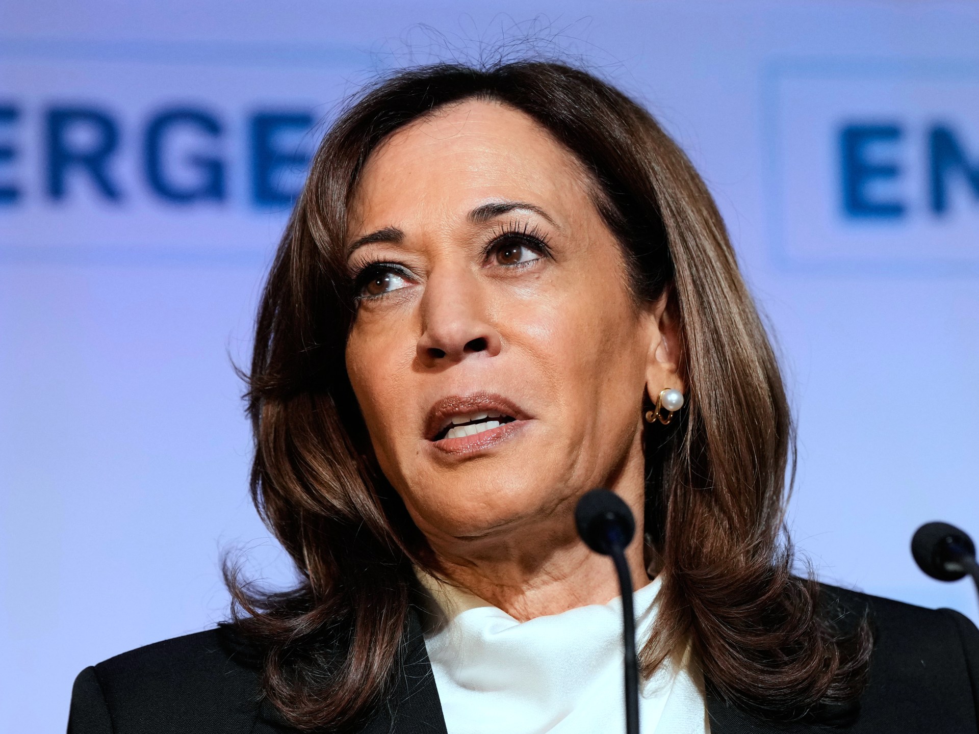 trump-revokes-secret-service-detail-for-political-opponent-kamala-harris