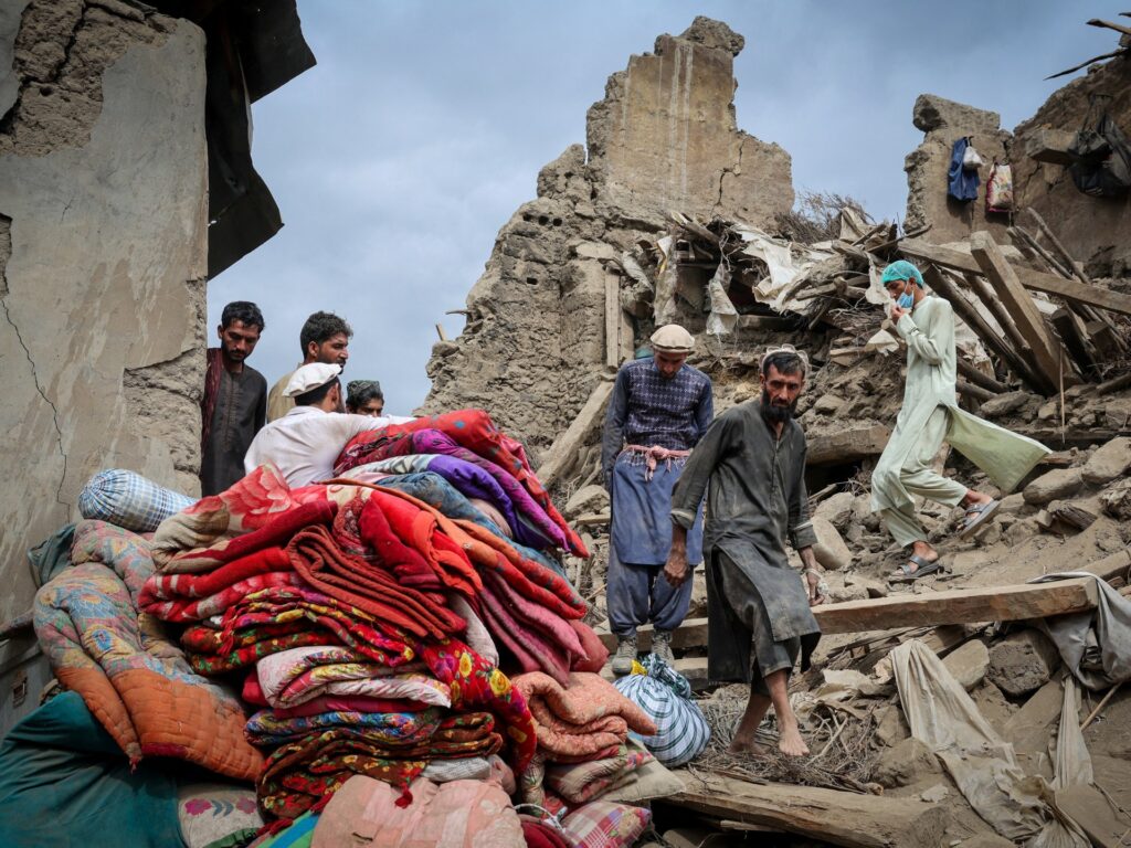 afghan-survivors-struggle-in-the-wake-of-deadly-earthquake