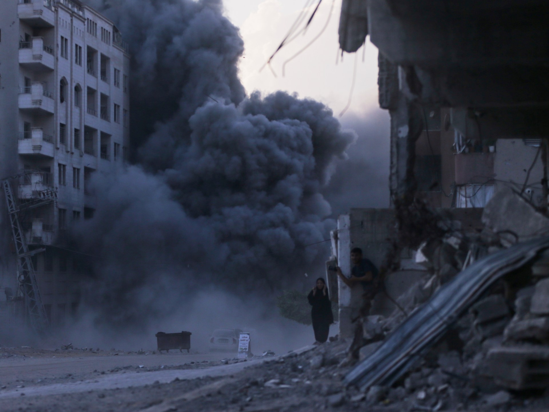 israel-intensifies-gaza-city-destruction,-bombs-another-high-rise-tower