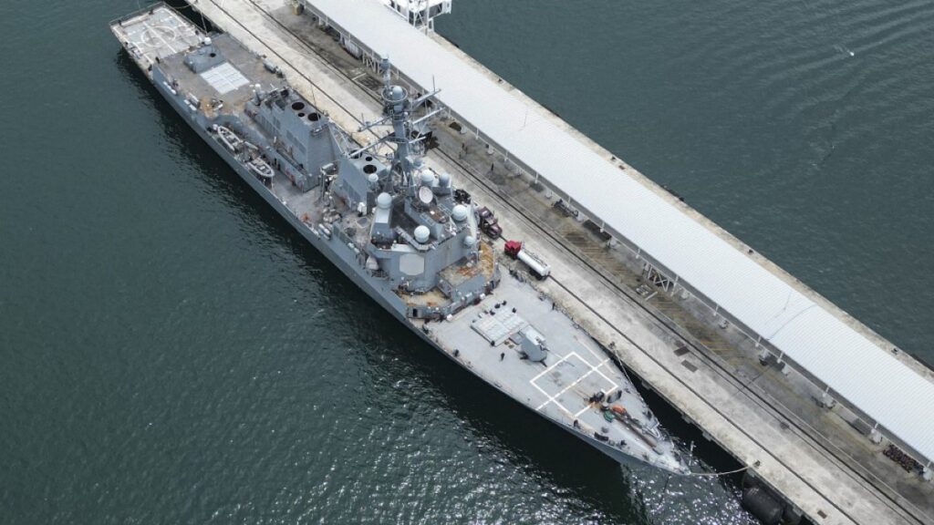 venezuela-condemns-us-destroyer-for-hostile-occupation-of-fishing-vessel