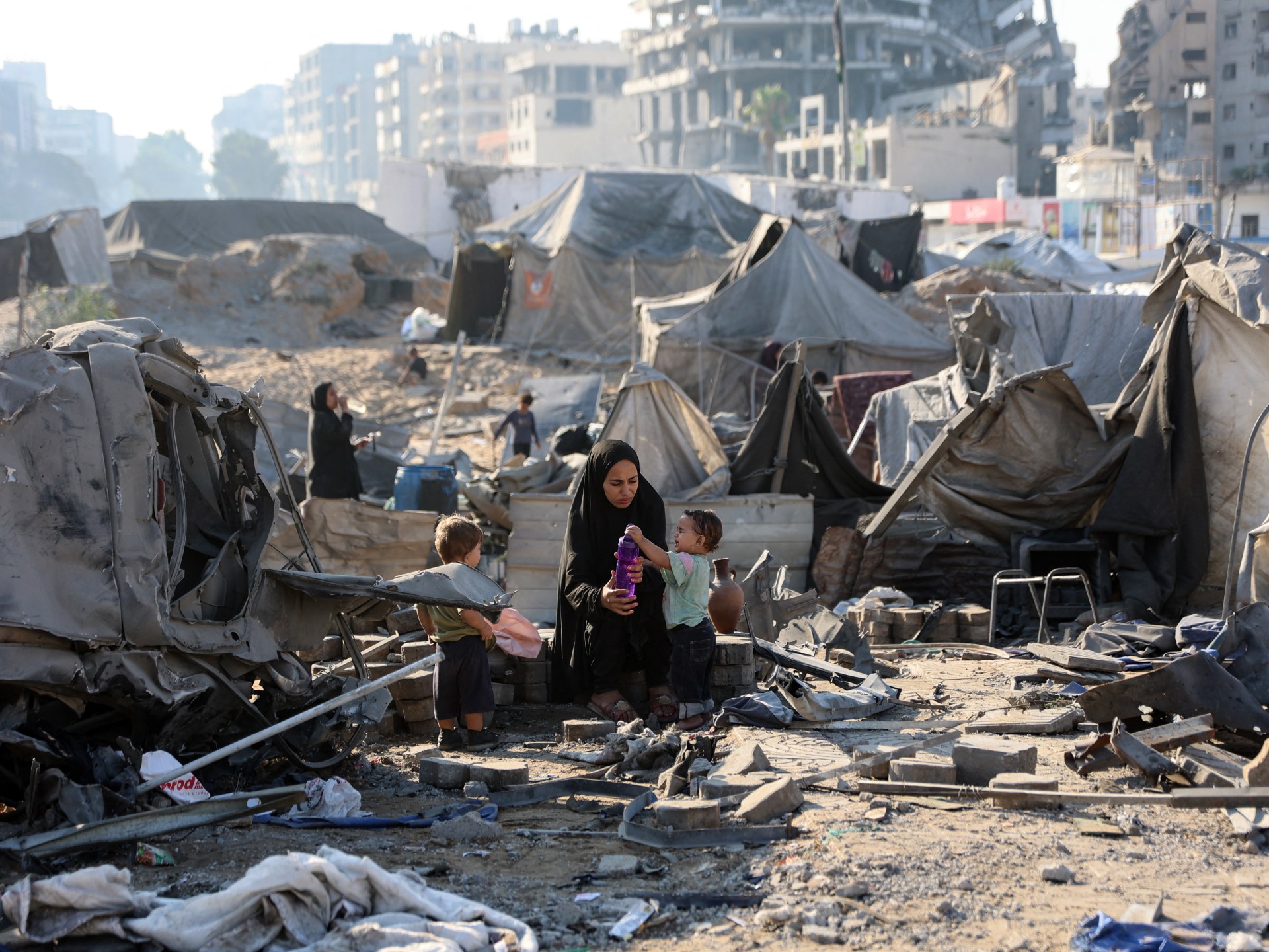 israel-pounds-gaza-city,-killing-49-and-displacing-6,000-in-a-single-day