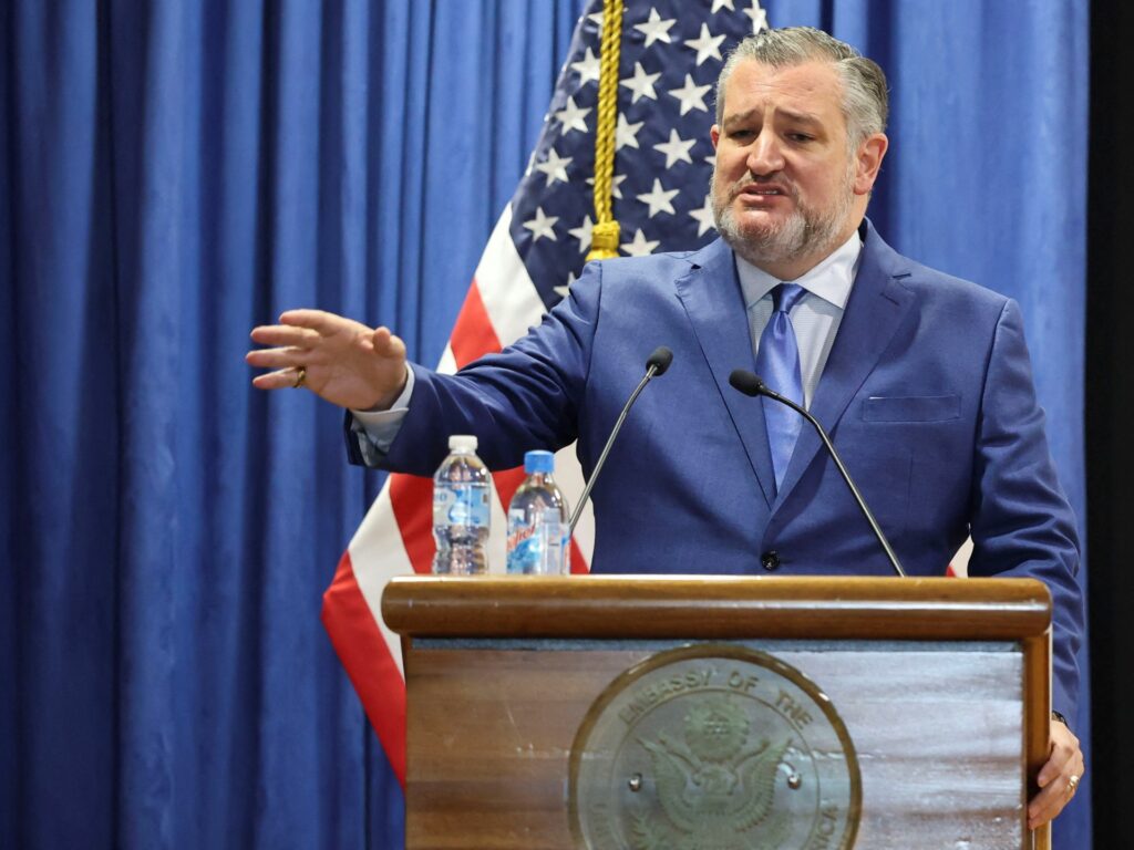 ted-cruz-breaks-with-republicans,-slams-‘mafioso’-threats-to-broadcasters