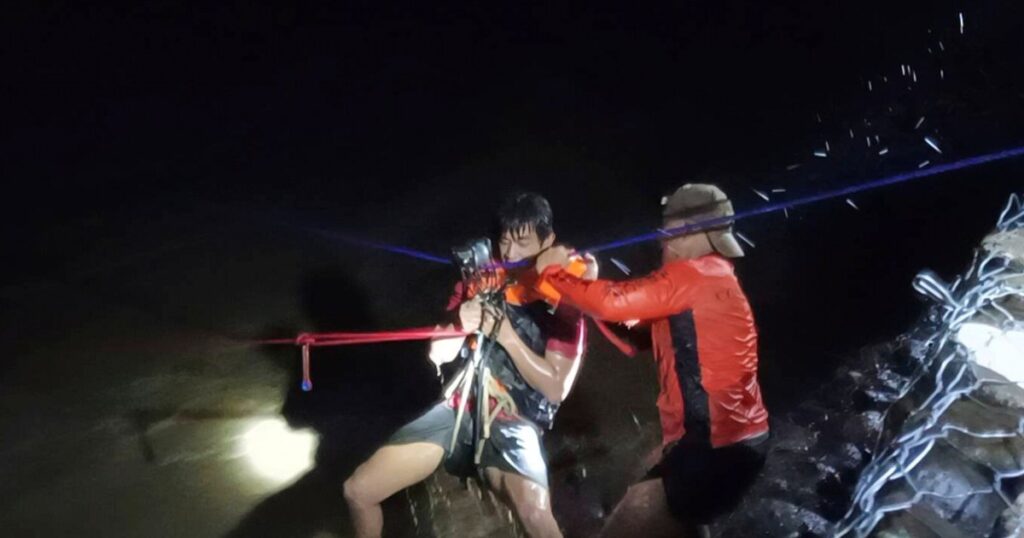 super-typhoon-heads-to-taiwan,-hong-kong,-china-after-lashing-philippines