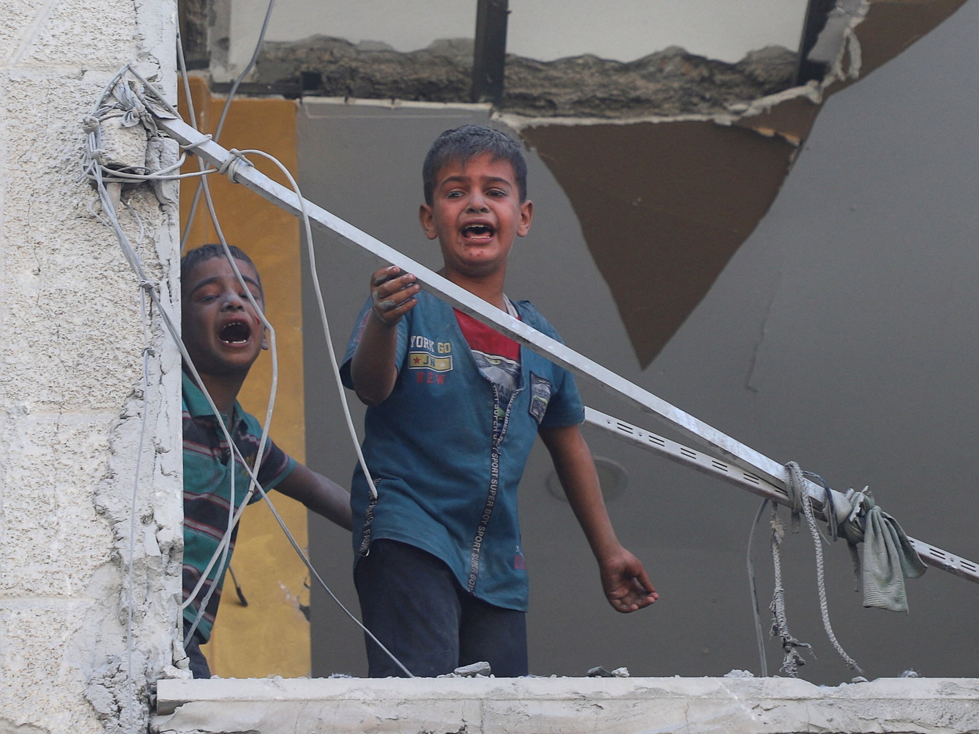 live:-israel-launches-series-of-early-attacks-on-palestinians-in-gaza