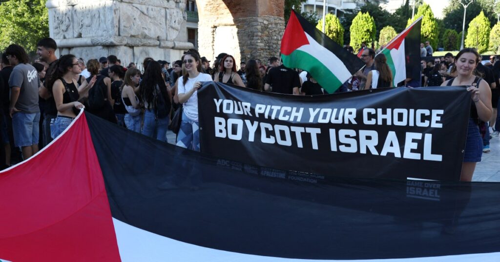 turkiye,-group-of-athletes-call-on-fifa,-uefa-to-ban-israel’s-football-team