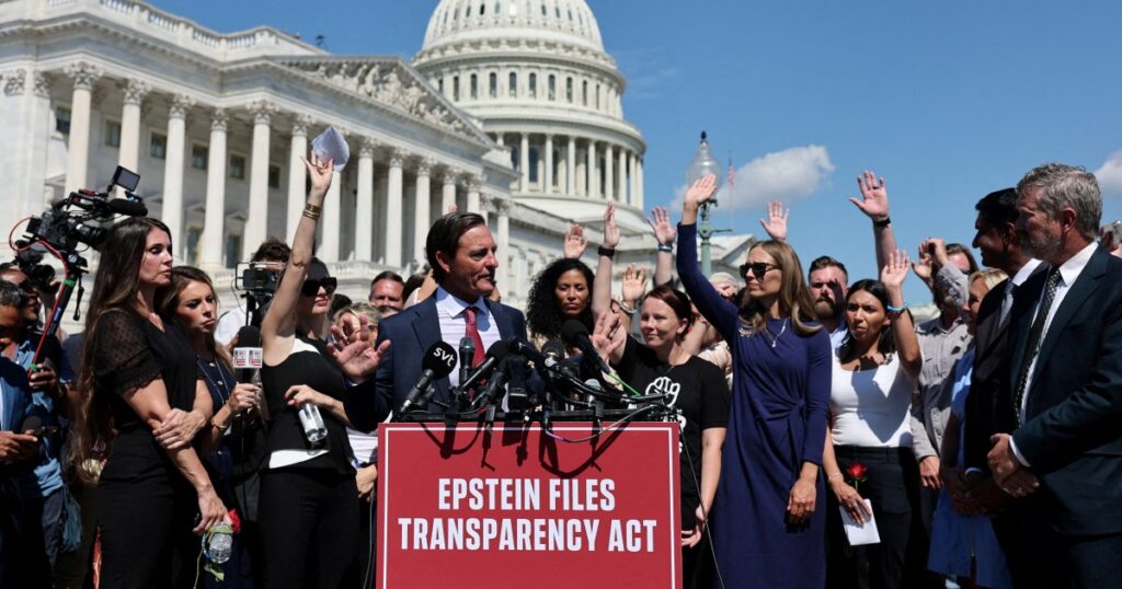 elon-musk,-peter-thiel,-steve-bannon-among-names-in-new-epstein-documents