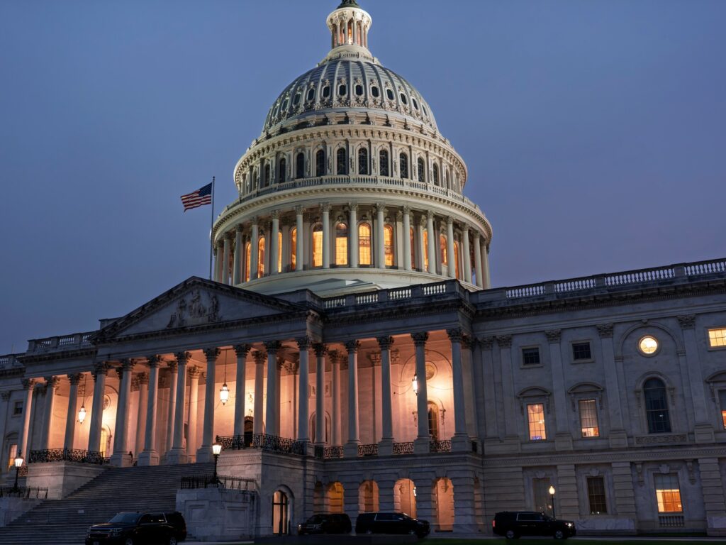 live:-us-government-shutdown-starts-as-trump-threatens-mass-layoffs