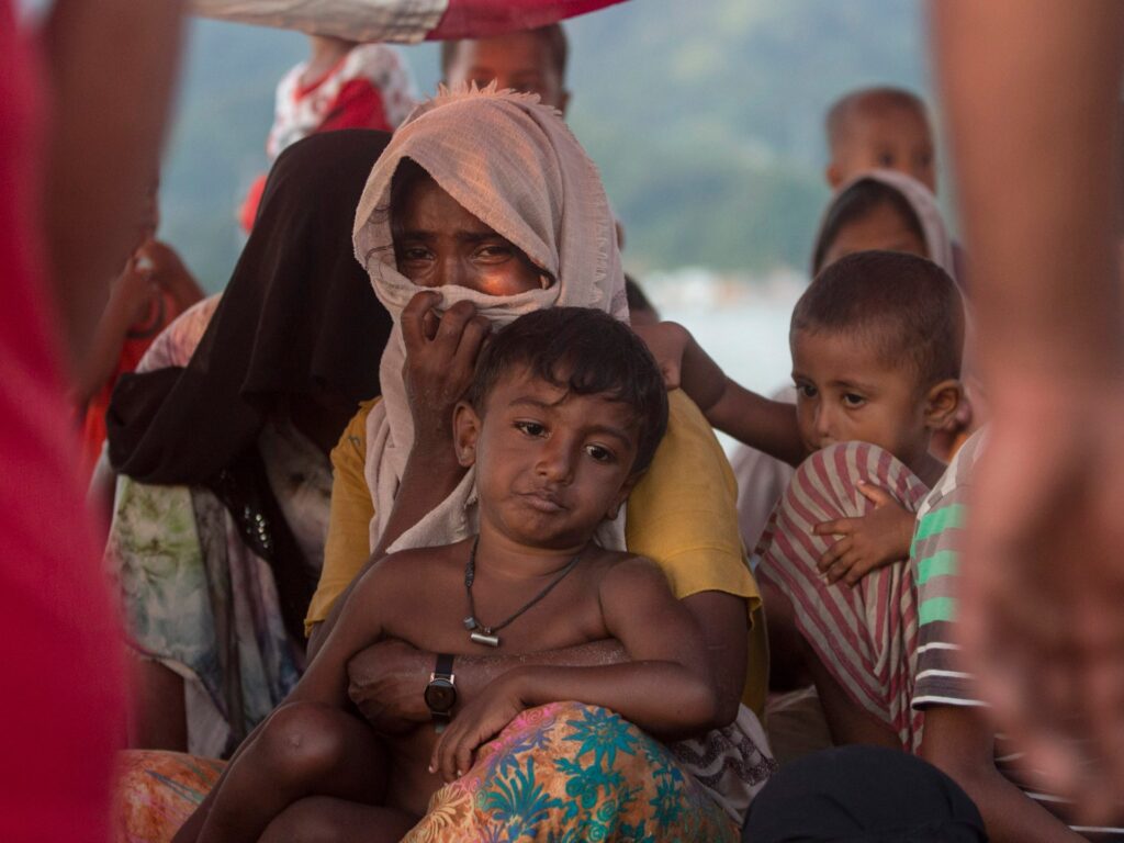 rohingya-ask-un-‘where-is-the-justice’-amid-myanmar-violence,-aid-cuts