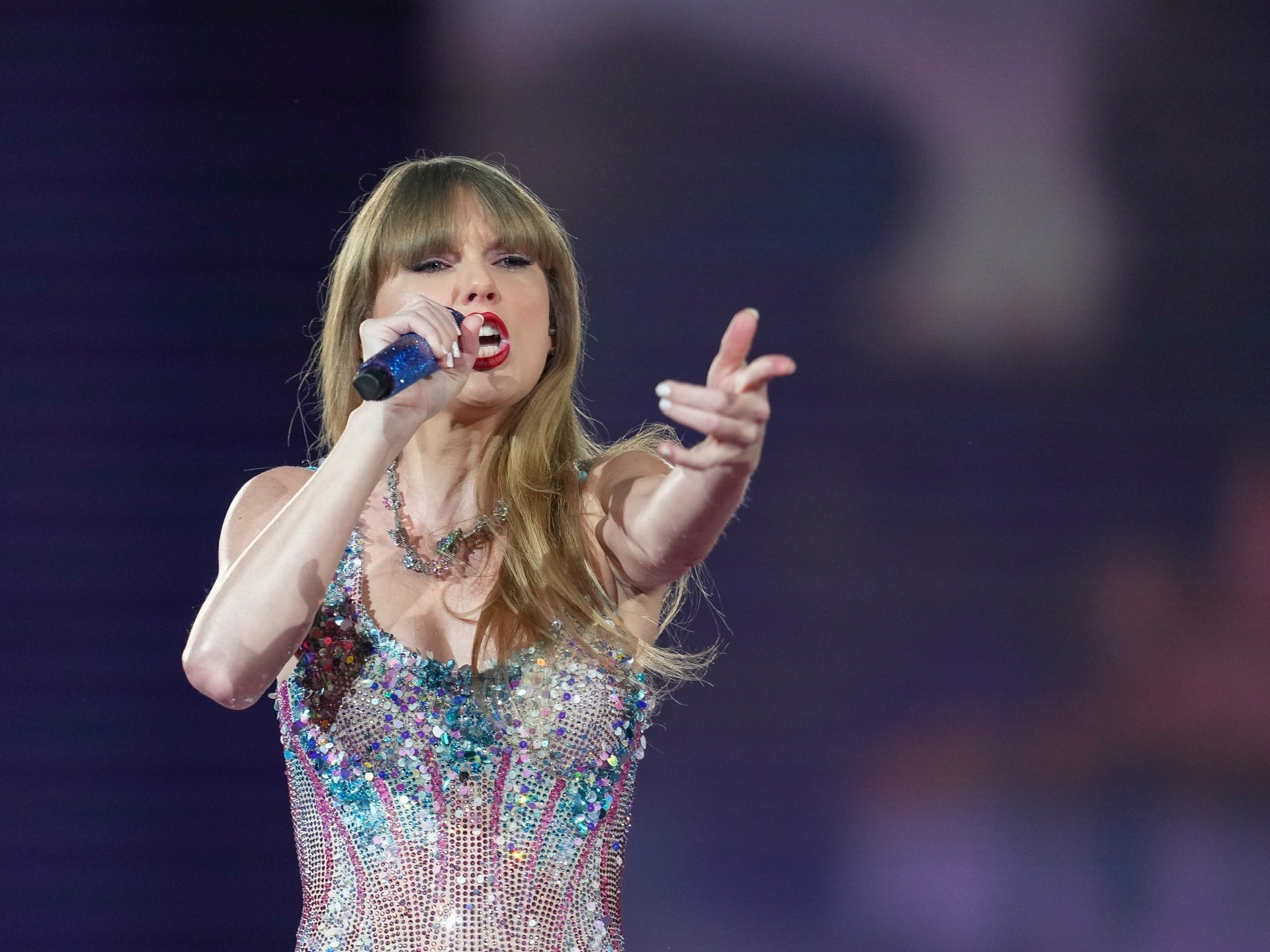 taylor-swift’s-12th-studio-album-showgirl-shatters-spotify-record