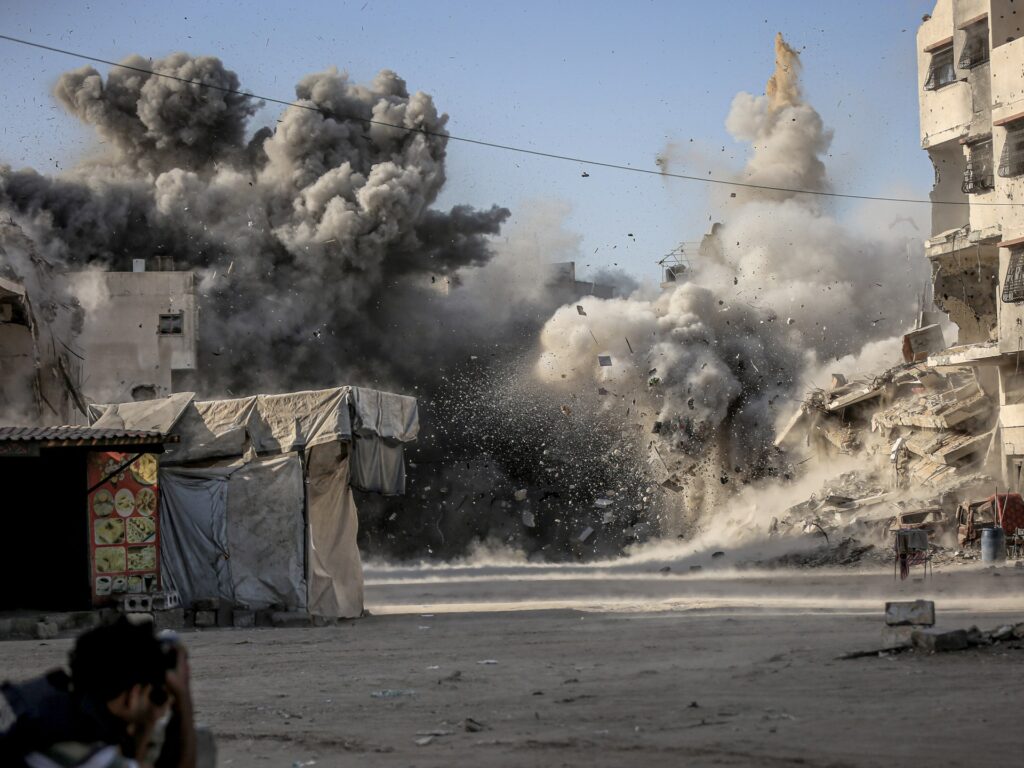 live:-israel-kills-7-people-after-trump-tells-it-to-‘stop-bombing’-gaza