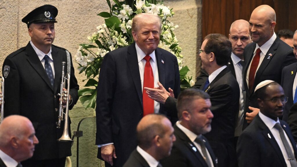 trump-hails-‘great-and-beautiful-day’-in-knesset-book-signing