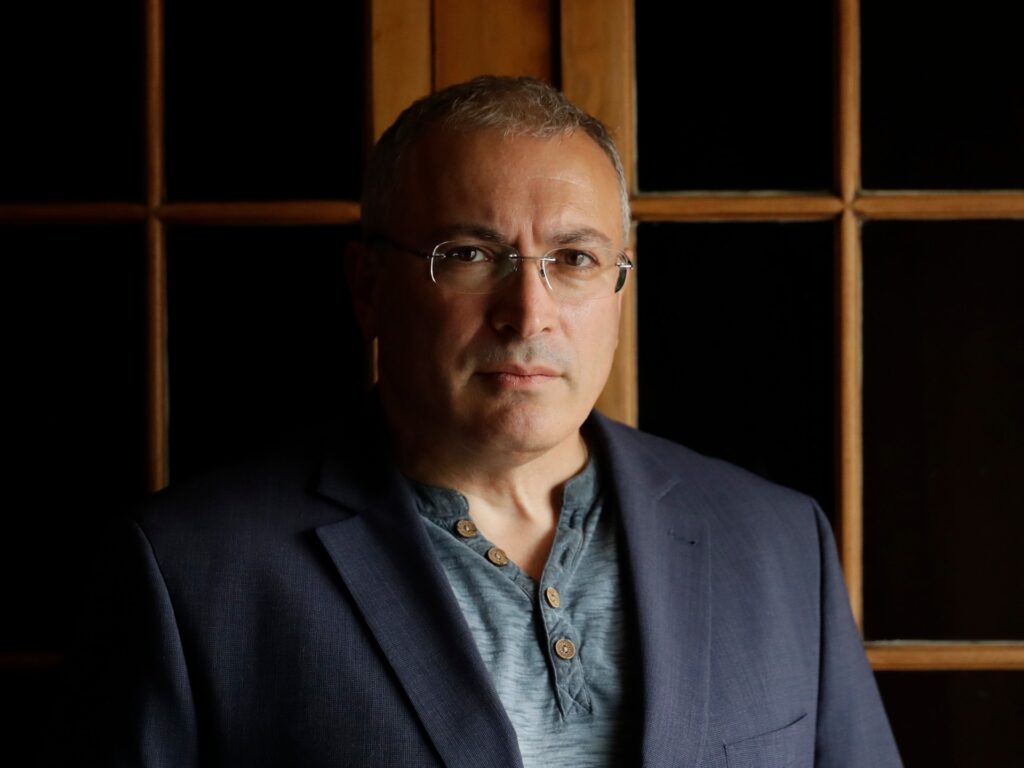 russia-charges-exiled-oligarch-khodorkovsky-with-‘terrorism’