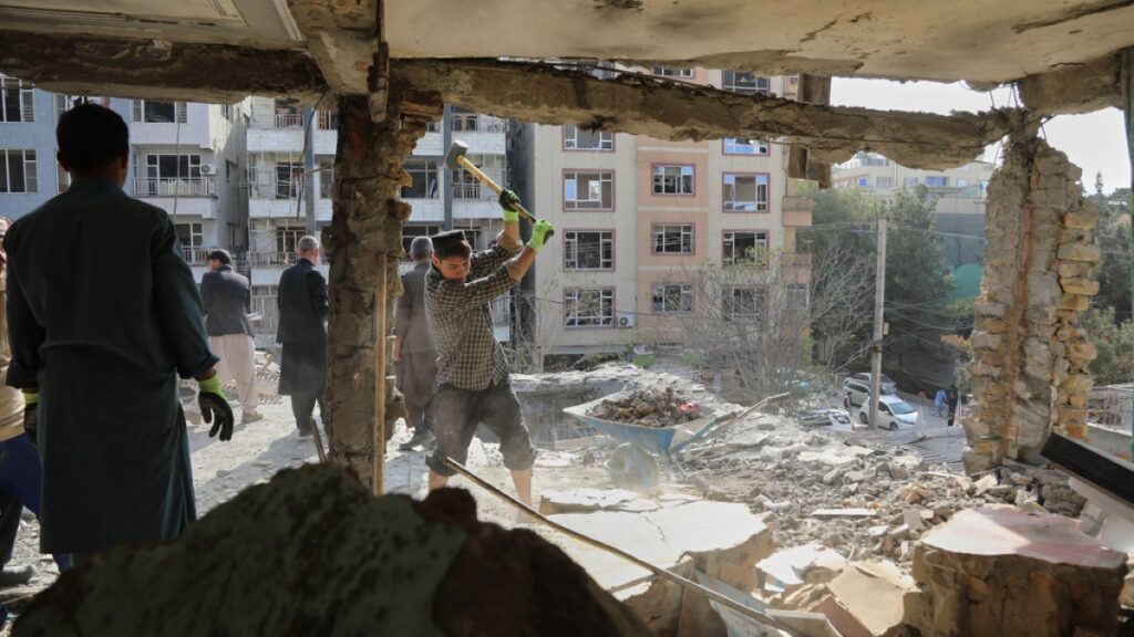 tensions-between-pakistan-and-afghanistan-spike-as-truce-about-to-expire