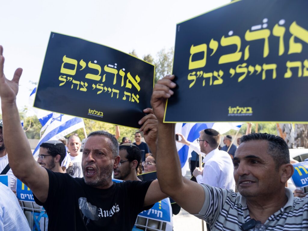 why-has-the-israeli-army’s-top-lawyer-resigned-after-leaking-rape-evidence?