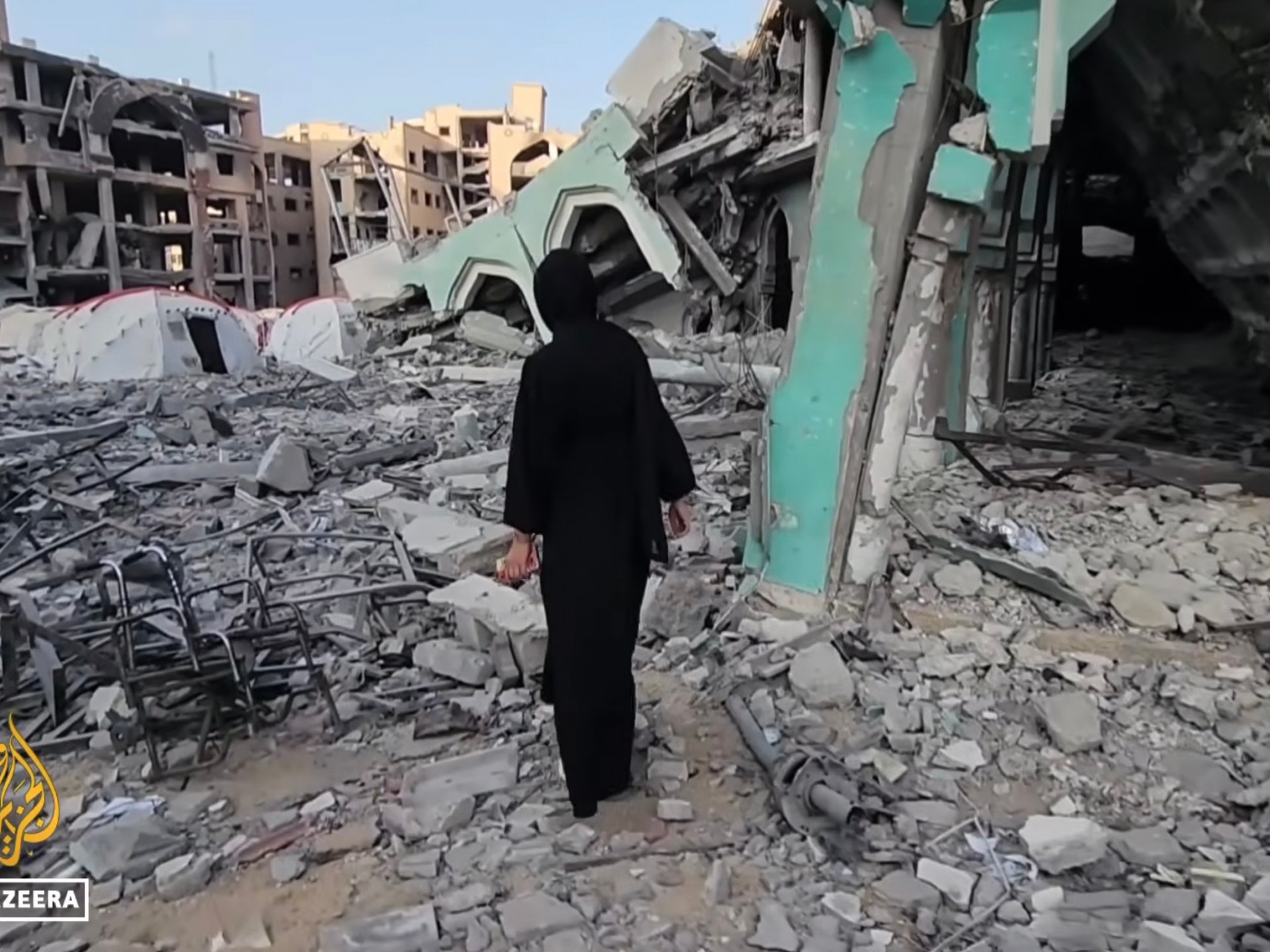 gaza’s-medical-students-help-health-system-decimated-by-israel’s-war