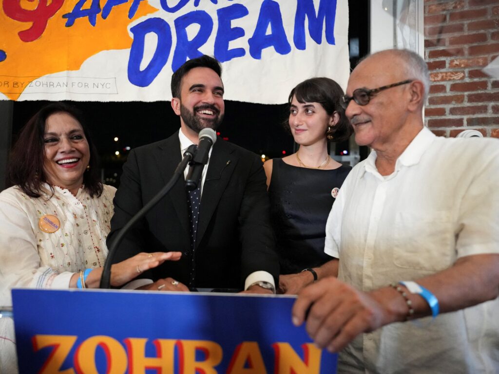 mahmood-mamdani-says-palestine-helped-motivate-son-zohran’s-mayoral-run