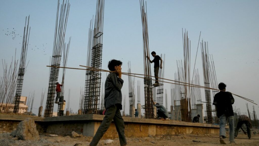 india-implements-sweeping-labour-reforms-despite-union-opposition