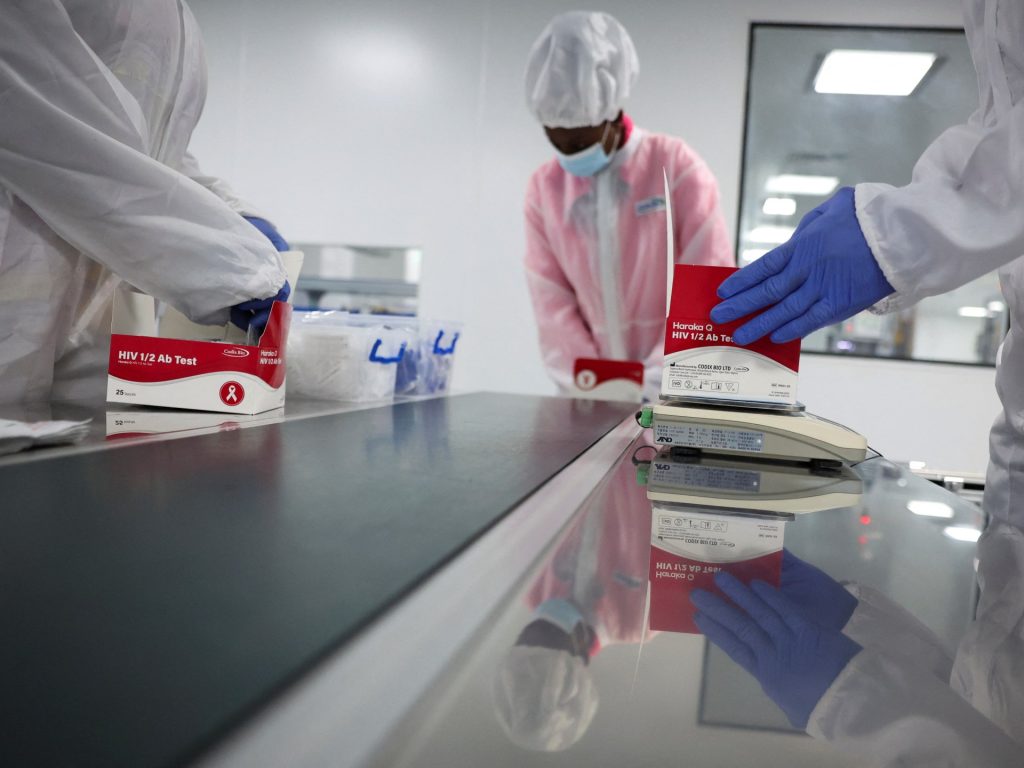 international-funding-cuts-disrupted-global-response-to-hiv,-un-report-says
