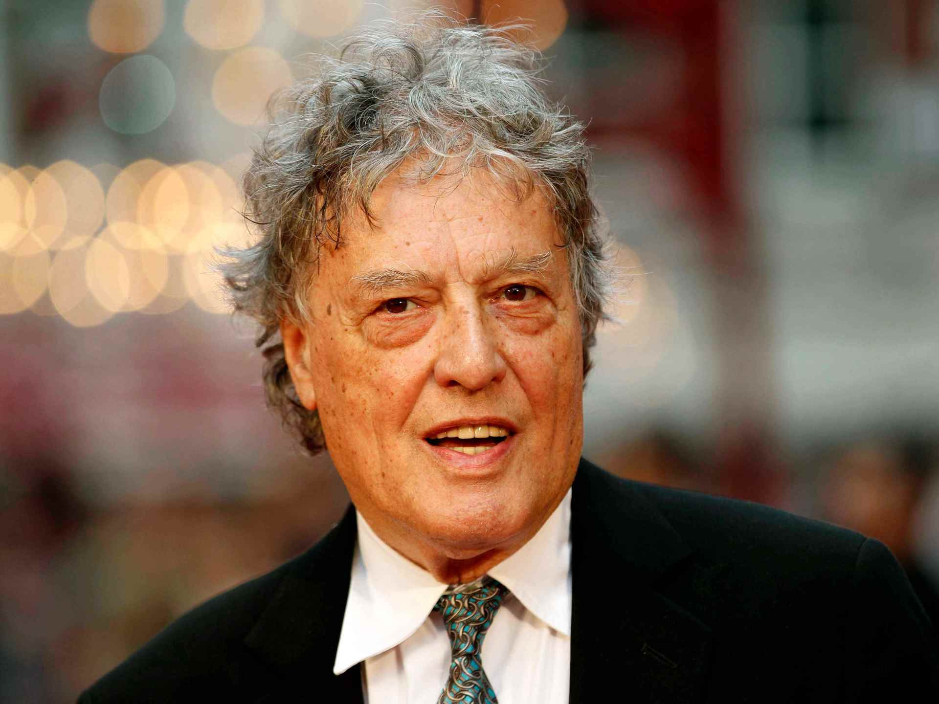 tom-stoppard,-celebrated-british-playwright,-dies-aged-88