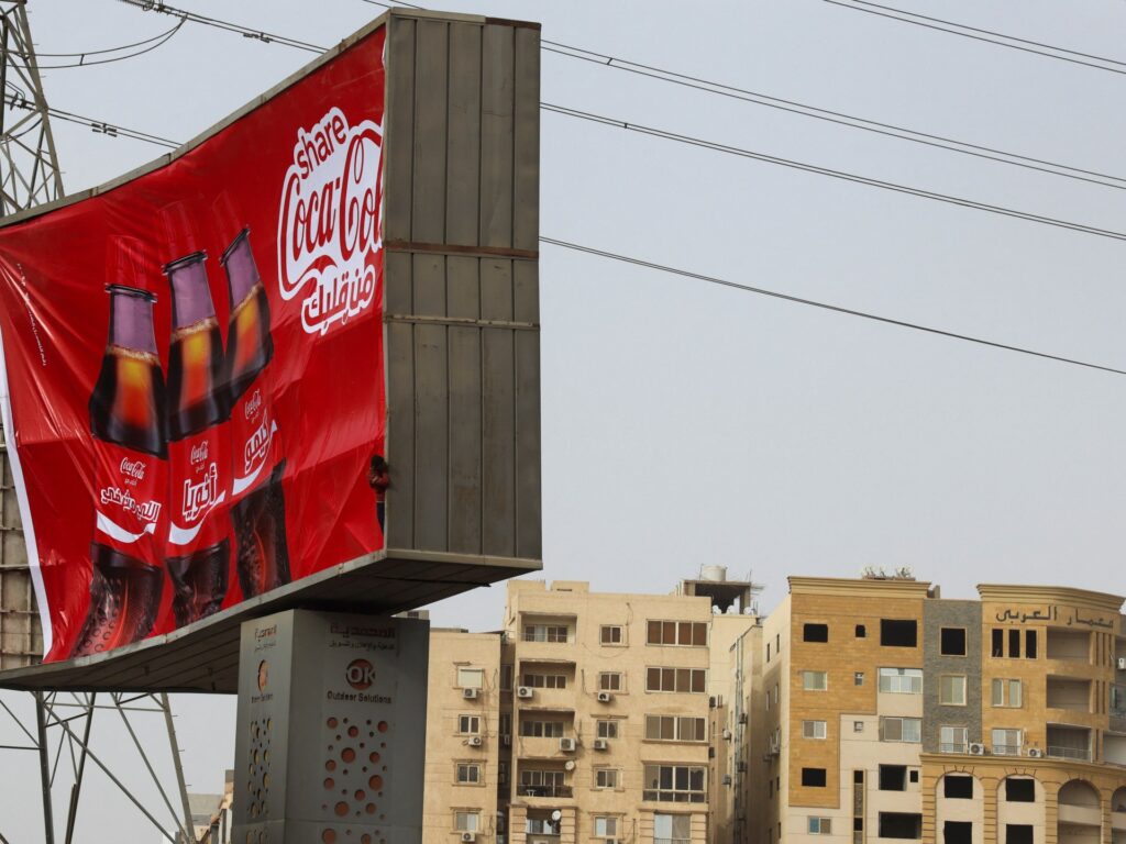 egypt’s-economy-stabilises,-but-poverty-challenges-persist