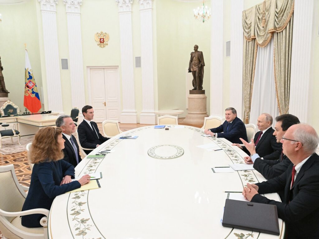 ukraine-peace-talks-stall-as-russia-unleashes-huge-waves-of-attacks