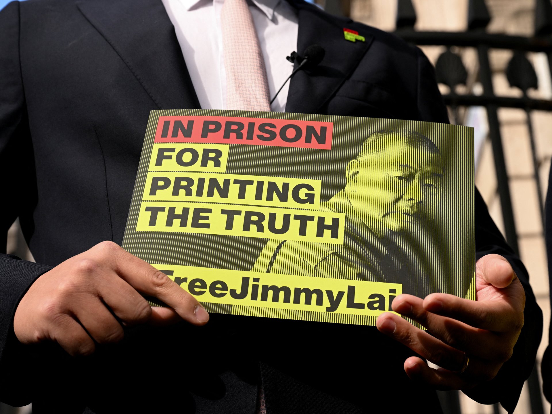 jimmy-lai-supporters-queue-outside-hong-kong-court-ahead-of-verdict