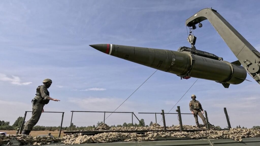 russia-deploys-hypersonic-oreshnik-missiles-in-belarus-amid-europe-tensions