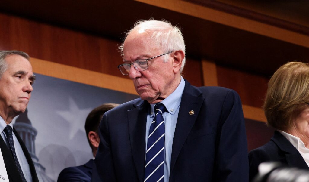 bernie-sanders-condemns-trump’s-attack-on-venezuela