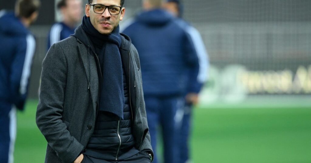 rosenior-confirms-chelsea-deal-to-replace-maresca-at-premier-league-club