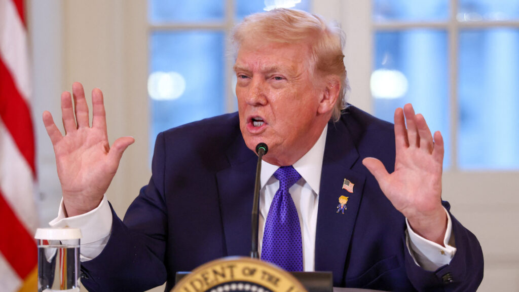 trump-meets-us-oil-bosses-to-discuss-venezuela-extraction
