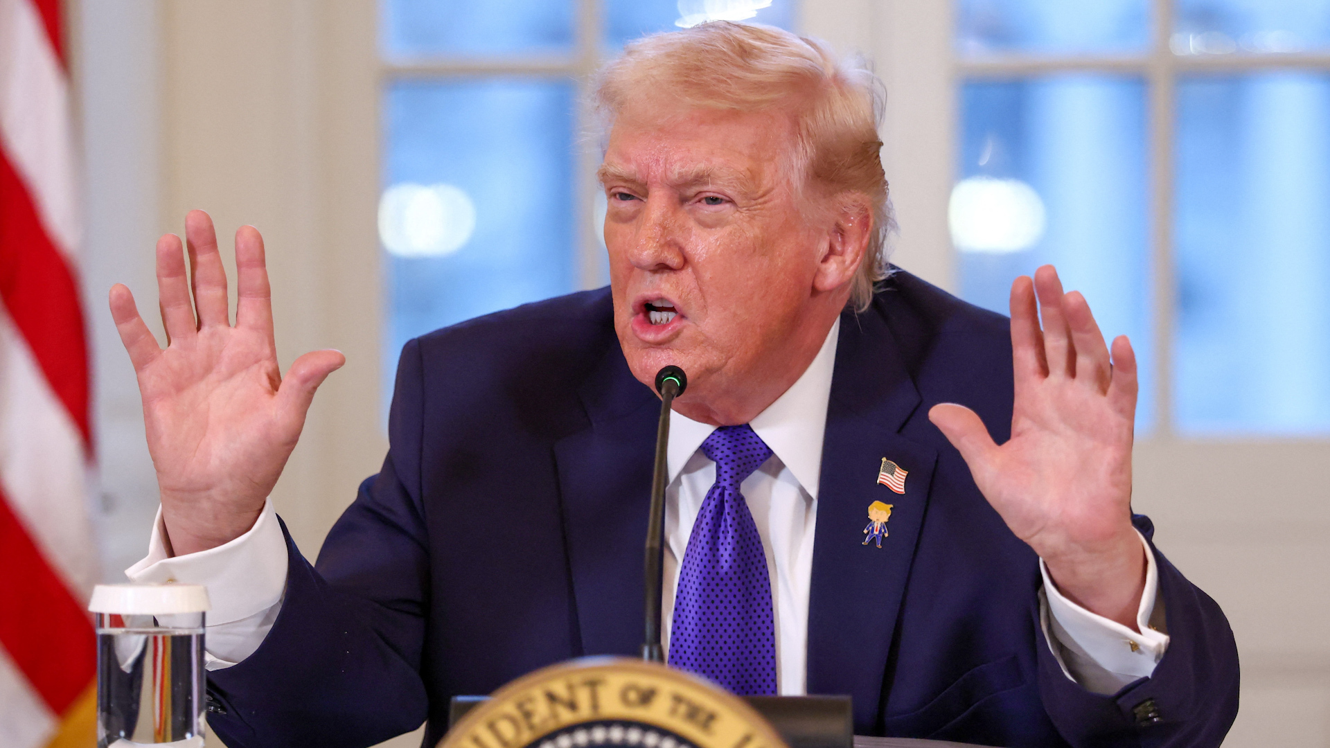 trump-meets-us-oil-bosses-to-discuss-venezuela-extraction