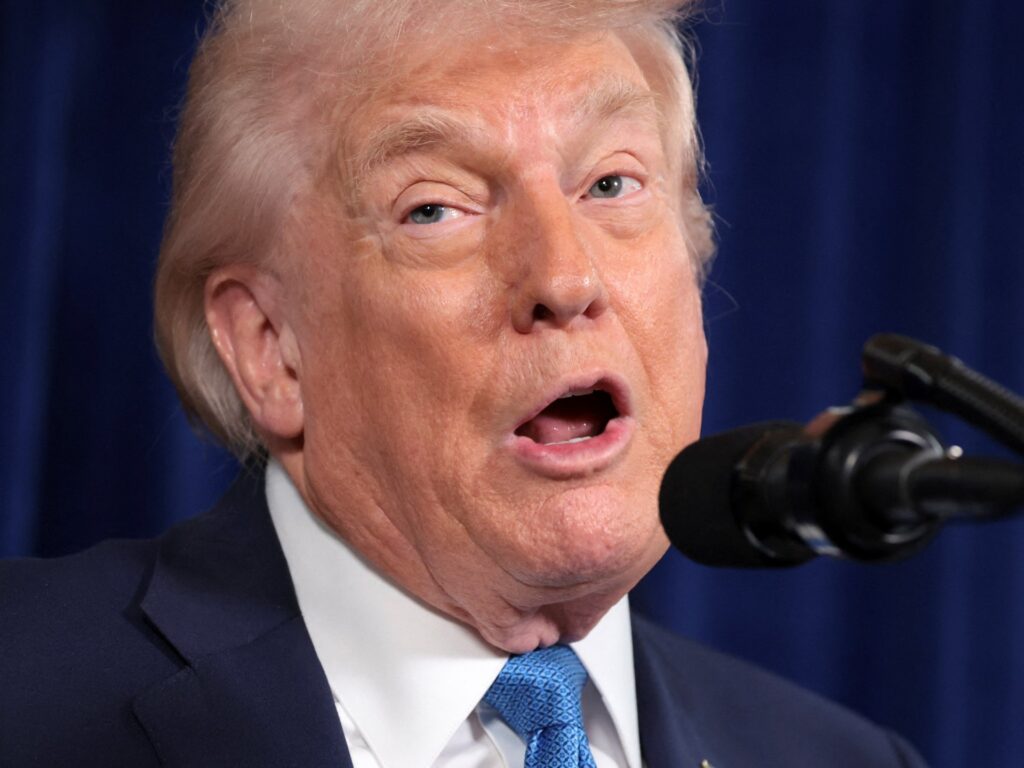 trump-promises-oil-executives-‘total-safety’-if-they-invest-in-venezuela