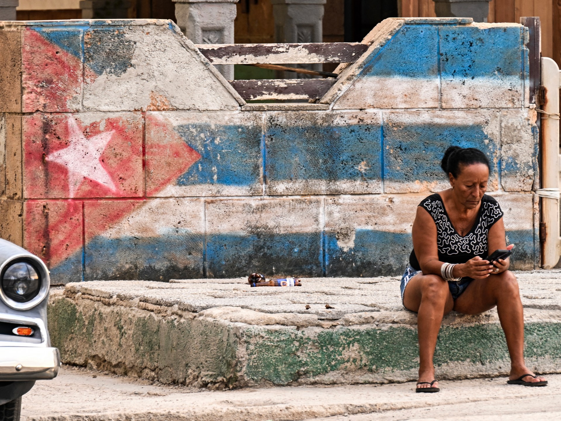 russia-considers-fuel-support-for-cuba-as-canada-pledges-food-aid