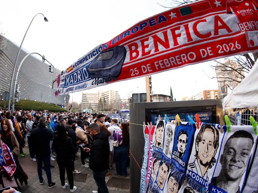 live:-real-madrid-vs-benfica-–-champions-league-playoff,-second-leg